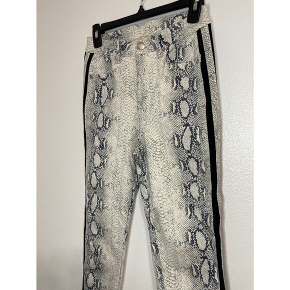 GIANNI BINI Fiona Jean Neon Pop Snakeskin Print Jeans Size S - Picture 3 of 12
